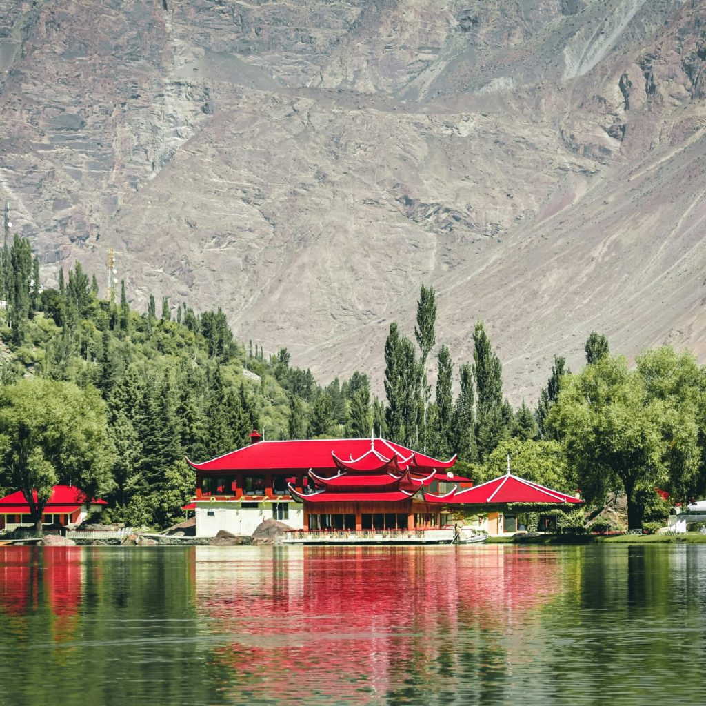 pexels-usama-arshad-13142326-6348640
